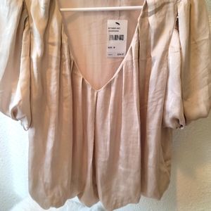 Nordstrom brand ASTR flowy champagne top